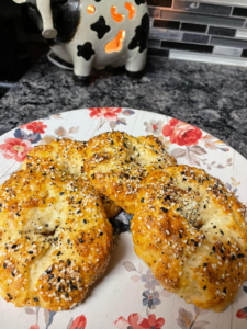 Homemade bagels easy and quick ! You’ll never want to go back to store bought ones again!