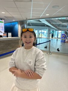 Charlotte at the aquarium